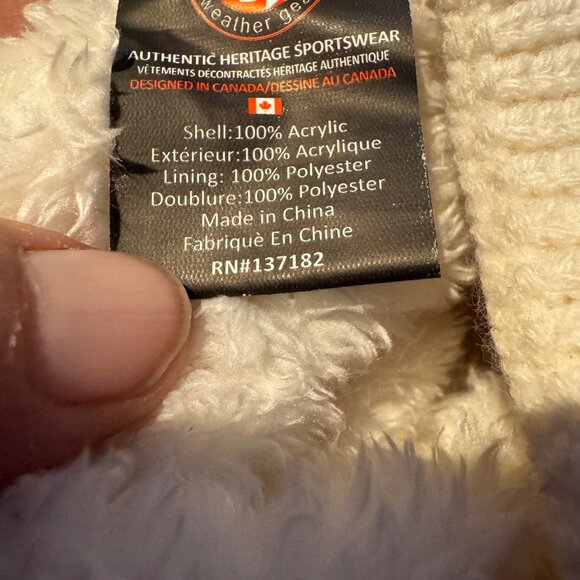 Canada Weather Gear White Sherpa faux fur  Lined Winter Hat One Size nwot not wo - Picture 7 of 9